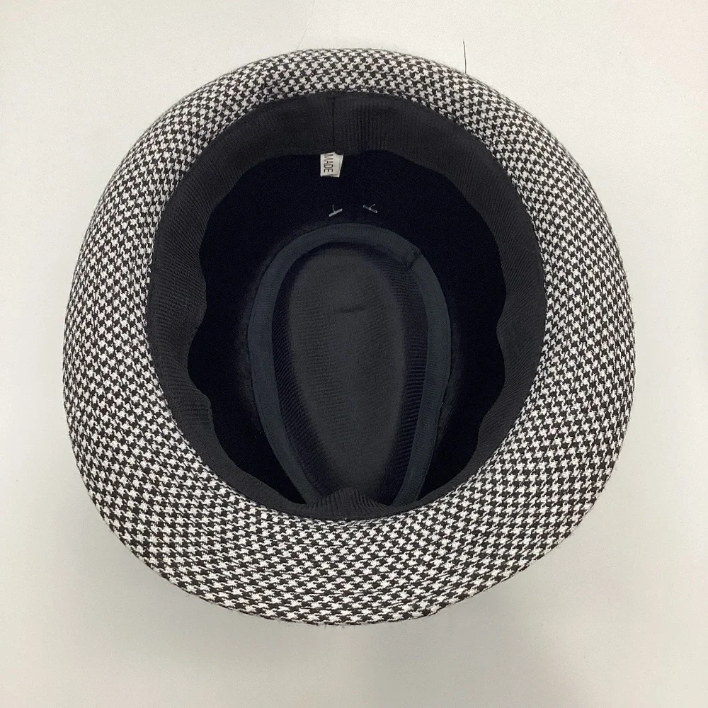 1819. Unisex Black & White Houndstooth Fedora NWT